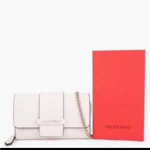 Valentino Bonsai Ecru Structured Wallet On A Chain